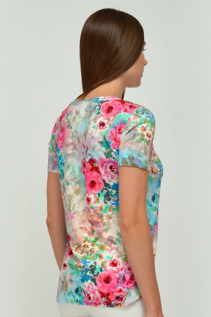 Фото товара 19921, трикотажная блузка с цветами